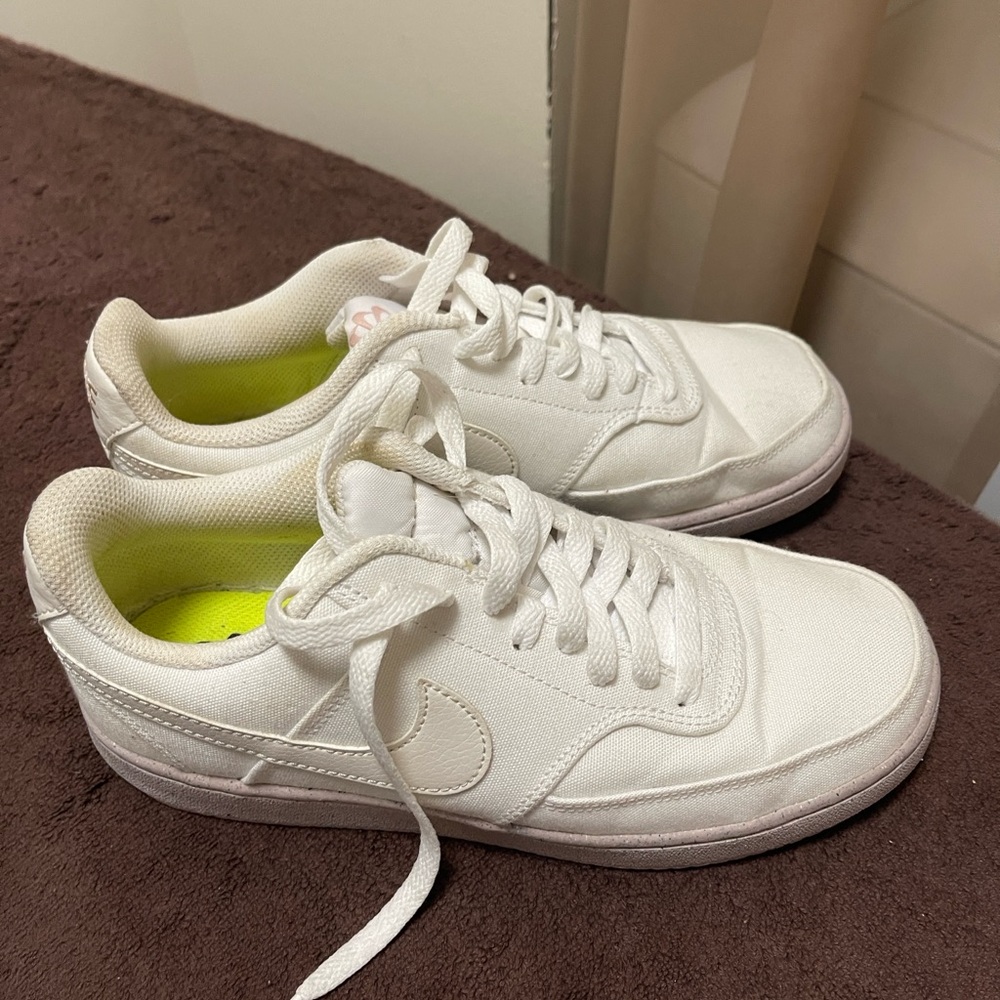 Nike Women's Sneakers in White